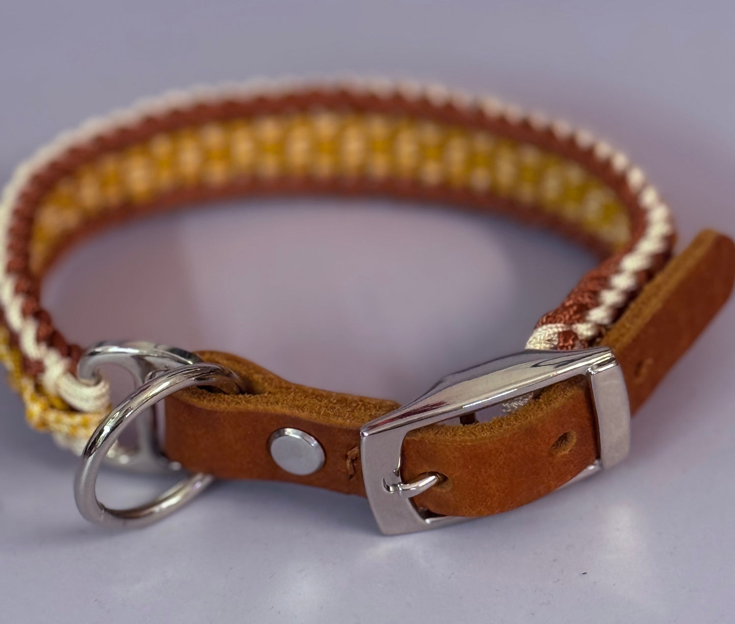 Paracord Halsband "Happy"