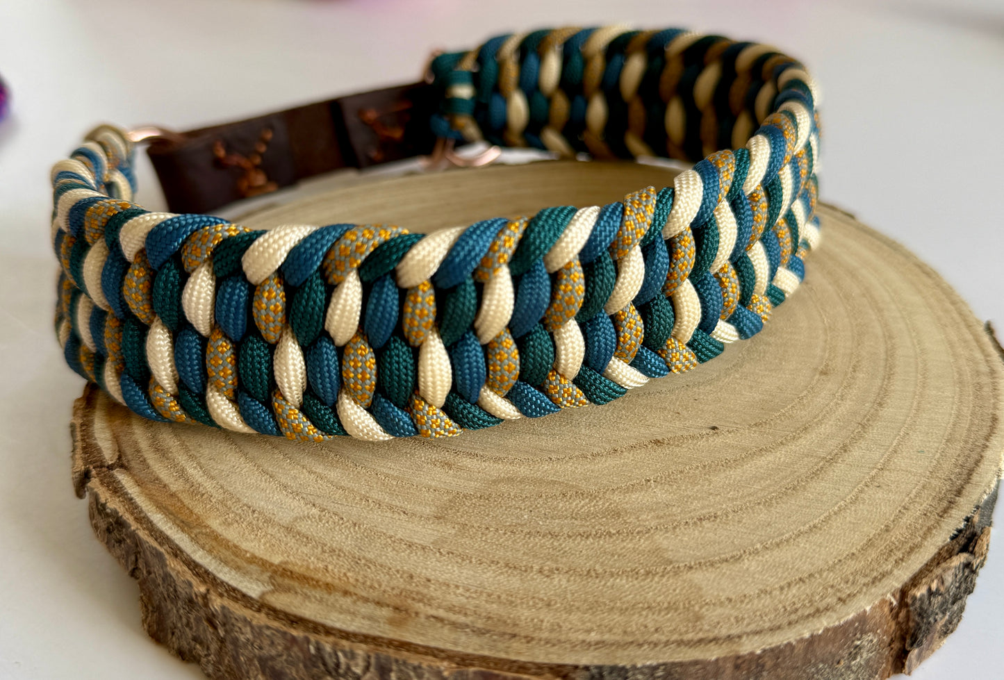Paracord Halsband "Lolo"