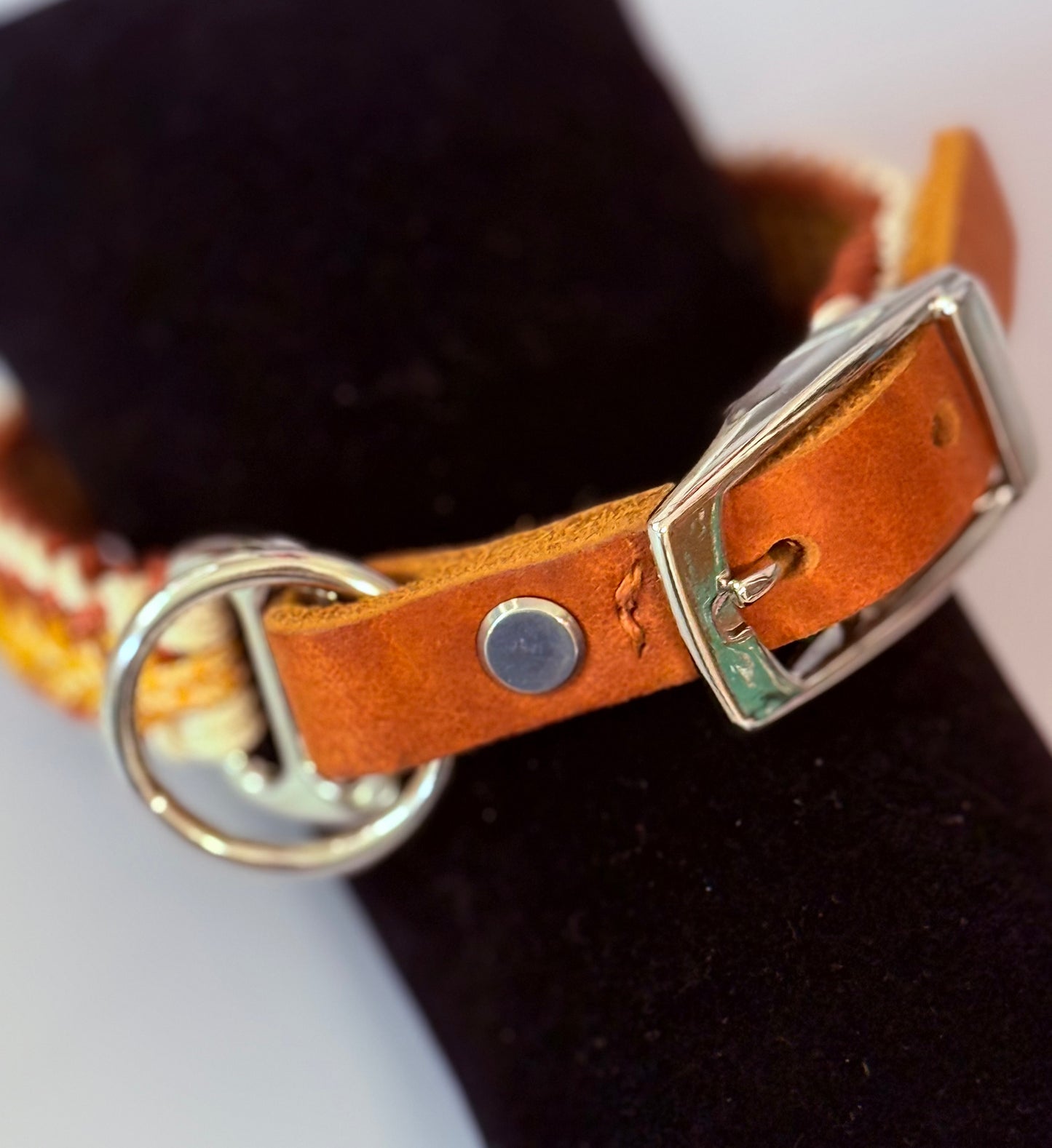 Paracord Halsband "Happy"